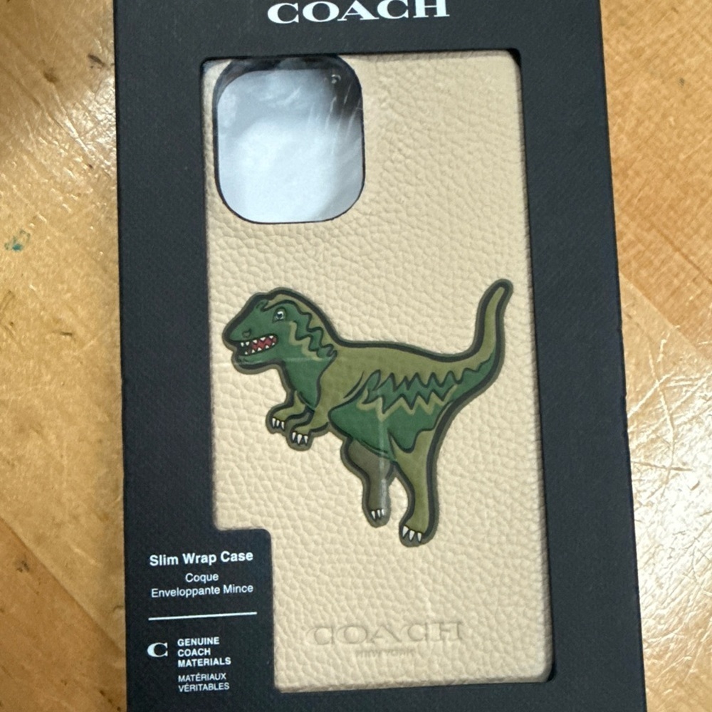 Coach Dinosaur iPhone slim wrap Case NIB beige embossed T-Rex. iPhone 16